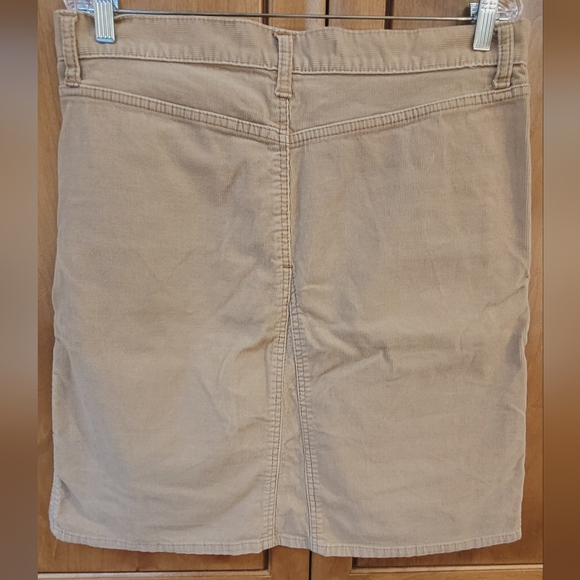GUC | GAP Vintage Tan Corduroy Midi A-Line Skirt - Picture 2 of 7